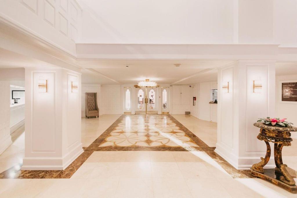Alexander 1209 Beachfront Condo With 2 Pools , Beach Access, Sauna, Stores Miami Beach Extérieur photo